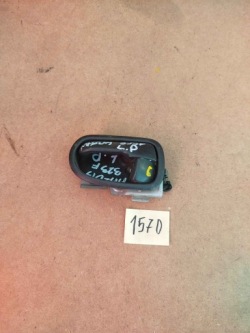 mazda 323F ручка двери внутренняя левая передняя