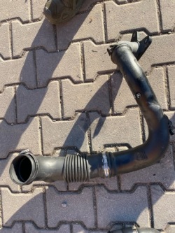 renault MASTER III 2.3 труба интеркулера 165761592R 2022R