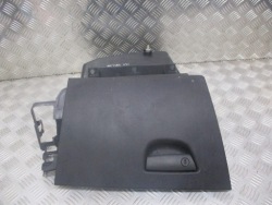 бардачок пассажира FIAT STILO европа