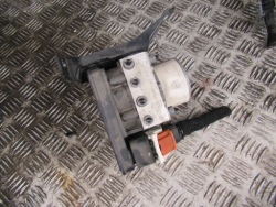 RENEGADE РЕСТАЙЛИНГ 2.0 4X4 насос ABS 52137661