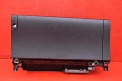 бардачок пассажира европа 55550-76010 lexus CT200H 10-14