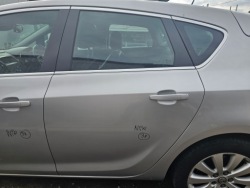 дверь задняя левая Z176 ASTRA IV J седан Комплектная