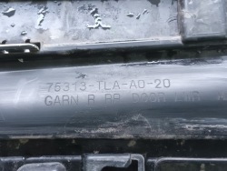 молдинг на дверь правая задняя Honda CR-V V задний правый CRV 18 ->