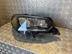 peugeot 208 2008 II 19- фара правая full led 9833036180