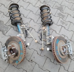 поворотный кулак, цапфа левый 2.0 EB FORD Edge 2017