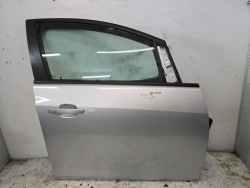 opel Astra J IV 4 дверь правая перед передняя Z176