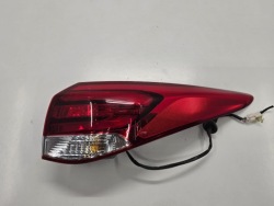 Hyundai I40 универсал рестайлинг 16R фонарь задний правый 92402-3Z5