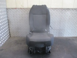 кресло левый зад opel ZAFIRA b 09-16R