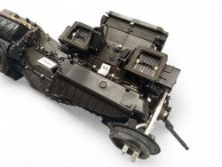 mercedes-benz s W222 2228303701 нагреватели