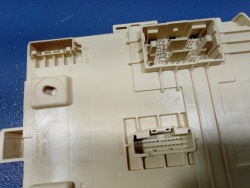 kia XCEED РЕСТАЙЛИНГ 22- блок предохранителей 1953-J7AH1