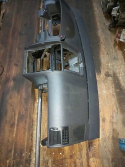vw TOURAN 03-10 r. консоль торпеда 1T1857001