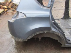 четверть крыло правый задний зад 8V5 TOYOTA RAV4 IV