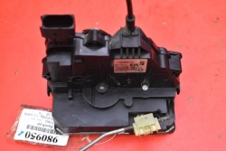 правый замок передний европа 13258274EH opel CORSA d 06-11