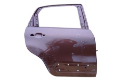 дверь правая задняя FIAT 500L 500 л RH oem
