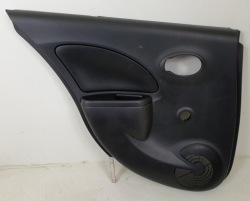 обивка дверные карты левый зад nissan MICRA K13