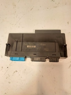 блок комфорта BMW F10 F11 9267458 V7