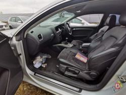Audi A5 петля передних Двери - Передний 2009 2.0л