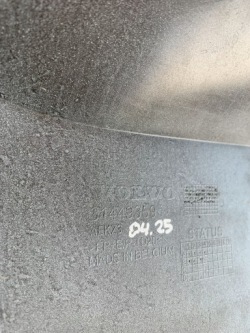 бампер перед передний volvo XC40 17r 2017 датчик парковки 314493559 04.25