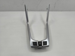 хром рамка центральная opel ANTARA РЕСТАЙЛИНГ 22751724