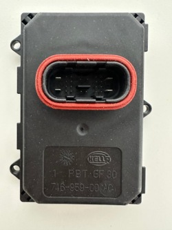 PORSCHE Cayenne БЛОК УПРАВЛЕНИЯ модуль led л=r 95861838801