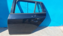 volvo V60 и рестайлинг от 2010R - дверь левая 467