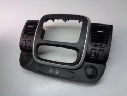 рамка решетки потока воздуха renault TRAFIC III 1.6 2015 год