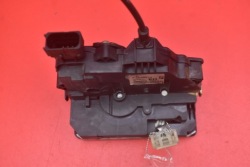правый замок передний европа 13258274EH opel CORSA d 06-11