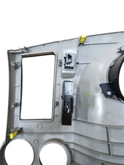 молдинг декоративная перед Сторона левый TOYOTA SEQUOIA (XK60) 554100C050