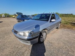 peugeot 406 петля передних Двери - Передний 2001 2.0л