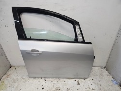 opel Astra J 4 IV дверь правая перед передняя Z176