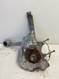 MASERATI GRECALE 2.0 поворотный кулак левый перед 6701782160 2025r