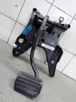 PORSCHE Cayenne II 7P5 педаль тормоза диффузор