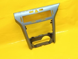 консоль центральная opel oe 331985437