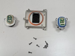 SKODA OCTAVIA IV Конвертер блок насос подачи мочевины led комплект оригинал