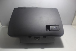 бардачок пассажира volkswagen PASSAT B7