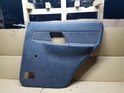 дверные карты зад правый vw POLO 6N 4D