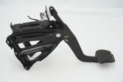 педаль тормоза MERCEDES W906 A2012920082