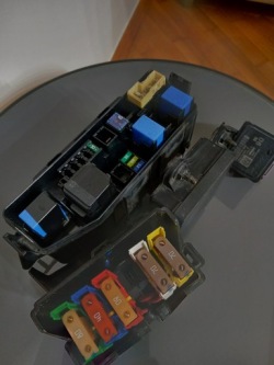 корпус блока предохранителей renault KOLEOS II 16-