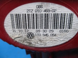 фонарь задний правый в крышке vw Touran II 1T0945094