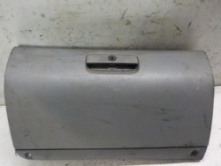 SKODA OCTAVIA I бардачок пассажира