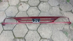 peugeot 806 - решетка радиатора бордовый / 1852376101