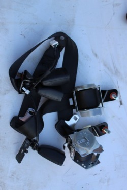 kia pro CEED I 06-12 хэтчбек HB ремень безопасности зад