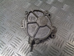 насос вакум peugeot 307 2.0