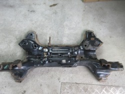 Hyundai I20 1.2 08 r. балка подрамник рама