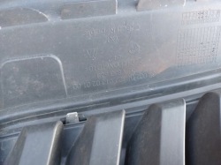 SKODA RAPID 5JA решетка радиатора 5JA853668 KA16/042