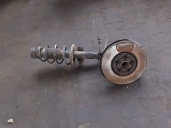 поворотный кулак 6C1721058D SKODA RAPID 2015R 1.2