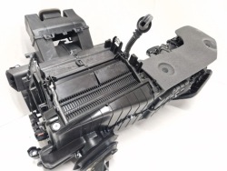 радиатор отопителя Audi A4 (8ED, B7) 8W1820001D 2.0дизель 2017
