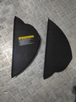 Hyundai VELOSTER 1.6 заглушка консоли пластик