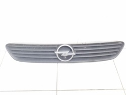 решетка радиатора opel Astra G 1.4 16V 90588120