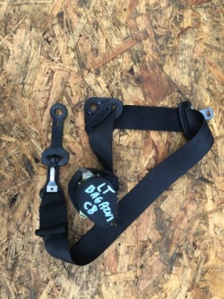 левый зад ремень безопасности CITROEN C8 02